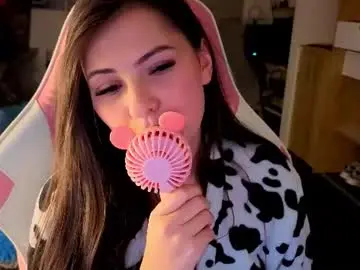 Chaturbate Sex Chat of madeleine_shinobi