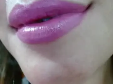 Chaturbate Free Live Porn of miss_evoleth2