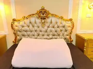 Chaturbate Sex Cam of paulinekosh