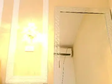 Chaturbate Best live sex cam show of paulinekosh