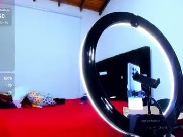 Chaturbate Free Live Porn of victor_1213vivtory
