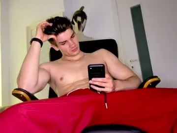Chaturbate Watch Live Sex Cams of maxkaiden