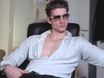 Chaturbate Free Porn Cam of maxkaiden