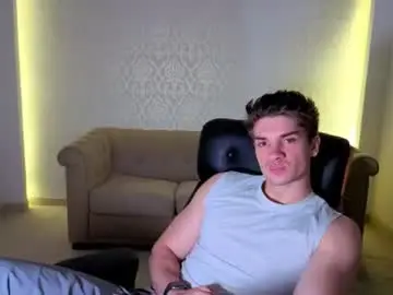 Chaturbate Live Sex Cam of maxkaiden