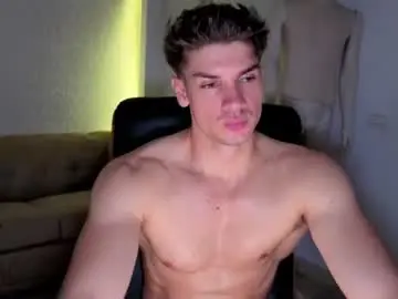 Chaturbate Live Sex Cam of maxkaiden