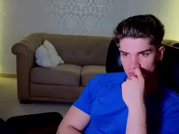 Chaturbate Live Sex Cam of maxkaiden