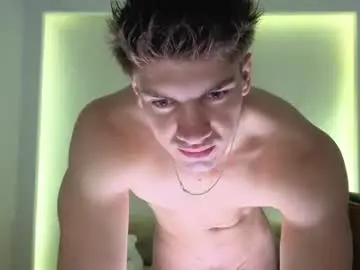 Chaturbate Free Porn Cam of maxkaiden