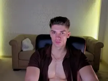 Chaturbate Sex Cam of maxkaiden