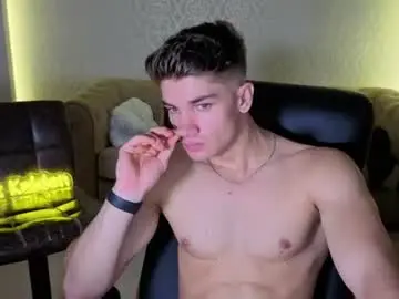 Chaturbate Free Porn Cam of maxkaiden