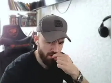 Chaturbate Live Sex Cam of _serious_man