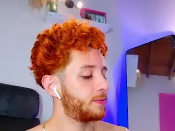 Chaturbate Sex Cam of chrisstianford