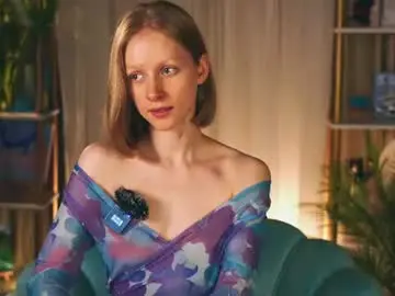 Chaturbate Nude Webcam of mia_vebes
