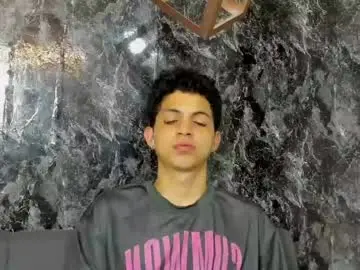 Chaturbate Best live sex cam show of cameron_lux4
