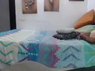 Chaturbate Live Sex Cam of bardotbigcocktsx