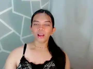 Chaturbate Live Porn of selena_fuckdoll