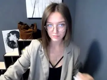Chaturbate Watch Live Sex Cams of shining_pearl