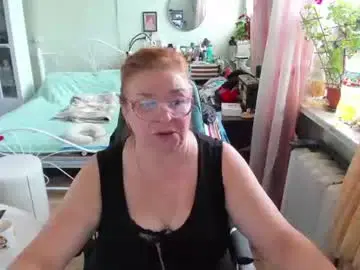 Chaturbate Live Sex Cam of flowerlover8