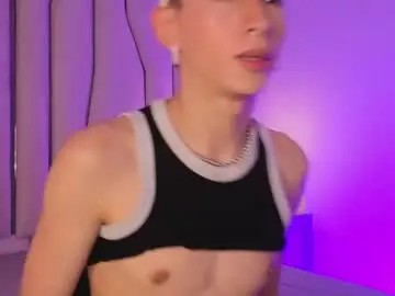 Chaturbate Live Sex Cam of lian_cameron