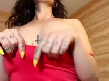 Chaturbate Live Sex Cam of alie_martin_r
