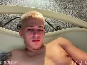 Chaturbate Best live sex cam show of lil_addy
