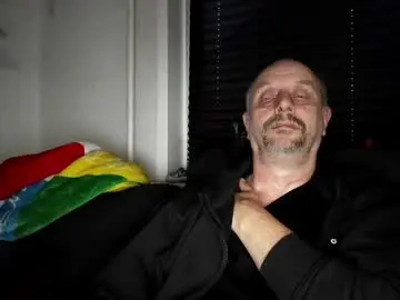 Chaturbate Watch Live Sex Cams of hardmrlazy