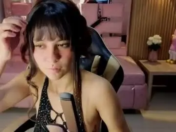 Chaturbate Sex Chat of isabeau_s