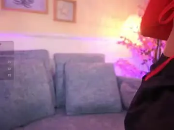 Chaturbate Live Sex Cam of meganlowell