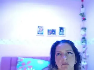 Chaturbate Sex Cam of helena_divine