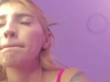Chaturbate Watch Live Sex Cams of sweet_skiinny