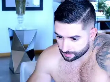 Chaturbate Live Sex Cam of lukhass