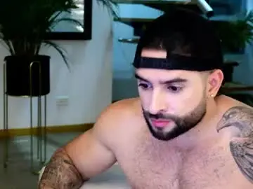 Chaturbate Live Sex Cam of lukhass