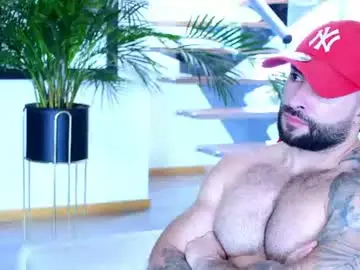 Chaturbate Adult Webcams of lukhass