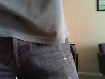 Chaturbate Live Sex Cam of dancingguy1155