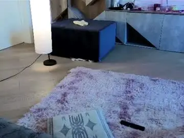 Chaturbate Live Sex Cam of bitter_moon