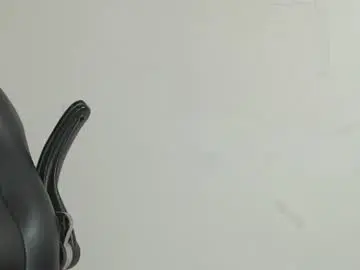 Chaturbate Free Porn Cam of brant_garcia