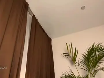 Chaturbate Free Live Porn of tatti_1