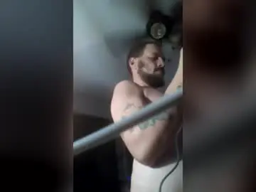 Chaturbate Live Sex Cam of charmanderwizard