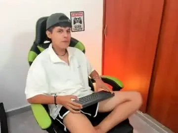 Chaturbate Live Sex Cam of haku_ghospel
