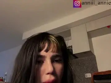 Chaturbate Free Live Porn of annie_snow_