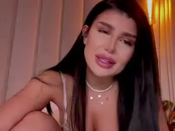 Chaturbate Free Porn Cam of moniqueeass