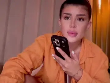 Chaturbate Free Live Porn of moniqueeass