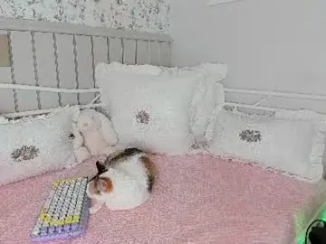 Chaturbate Watch Live Sex Cams of kitty__sophie