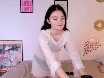 Chaturbate Best live sex cam show of emmasmall