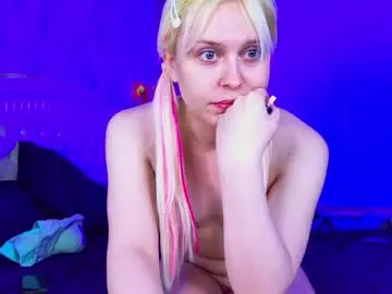Chaturbate Live Sex Cam of kitty_dora
