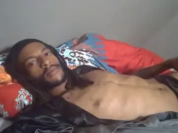 Chaturbate Live Sex Cam of levitt_pearse