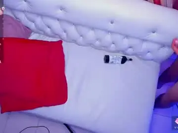 Chaturbate Live Sex Cam of sexonfire111