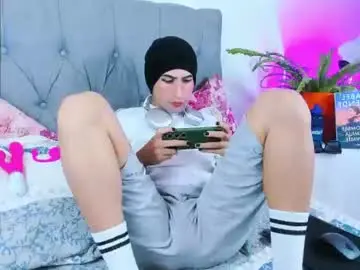 Chaturbate Sex Chat of andresznaygarcia