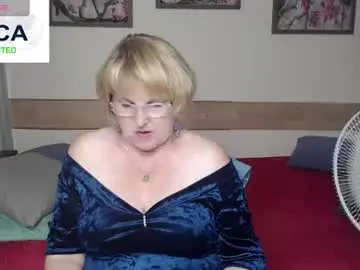 Chaturbate Nude Webcam of mature_blonde7