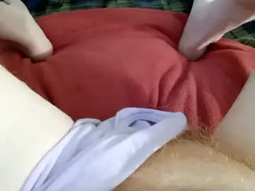 Chaturbate Live Sex Cam of mykittyneedsuu