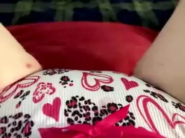 Chaturbate Watch Live Sex Cams of mykittyneedsuu